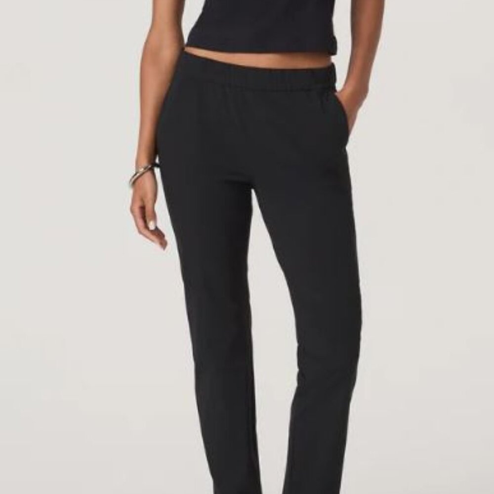 Vuori Black Ankle Cropped Pants